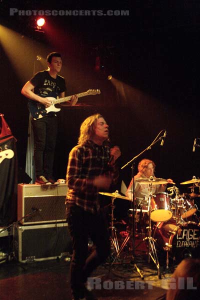 CAGE THE ELEPHANT - 2008-03-20 - PARIS - Trabendo - Matthew Ray Shultz - Donald Bradley Shultz Jr. - Jared Lloyd Champion